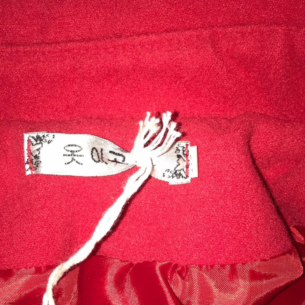 Red Coat - Picture 2 of 3